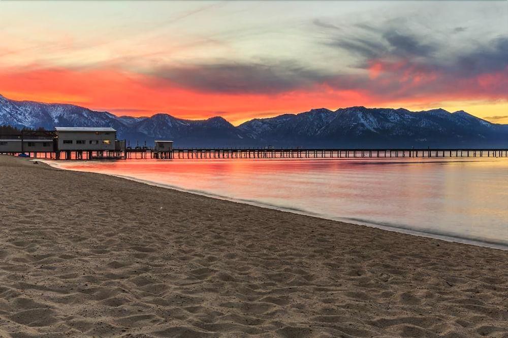 Tahoe Lakeshore & South Lake Tahoe
