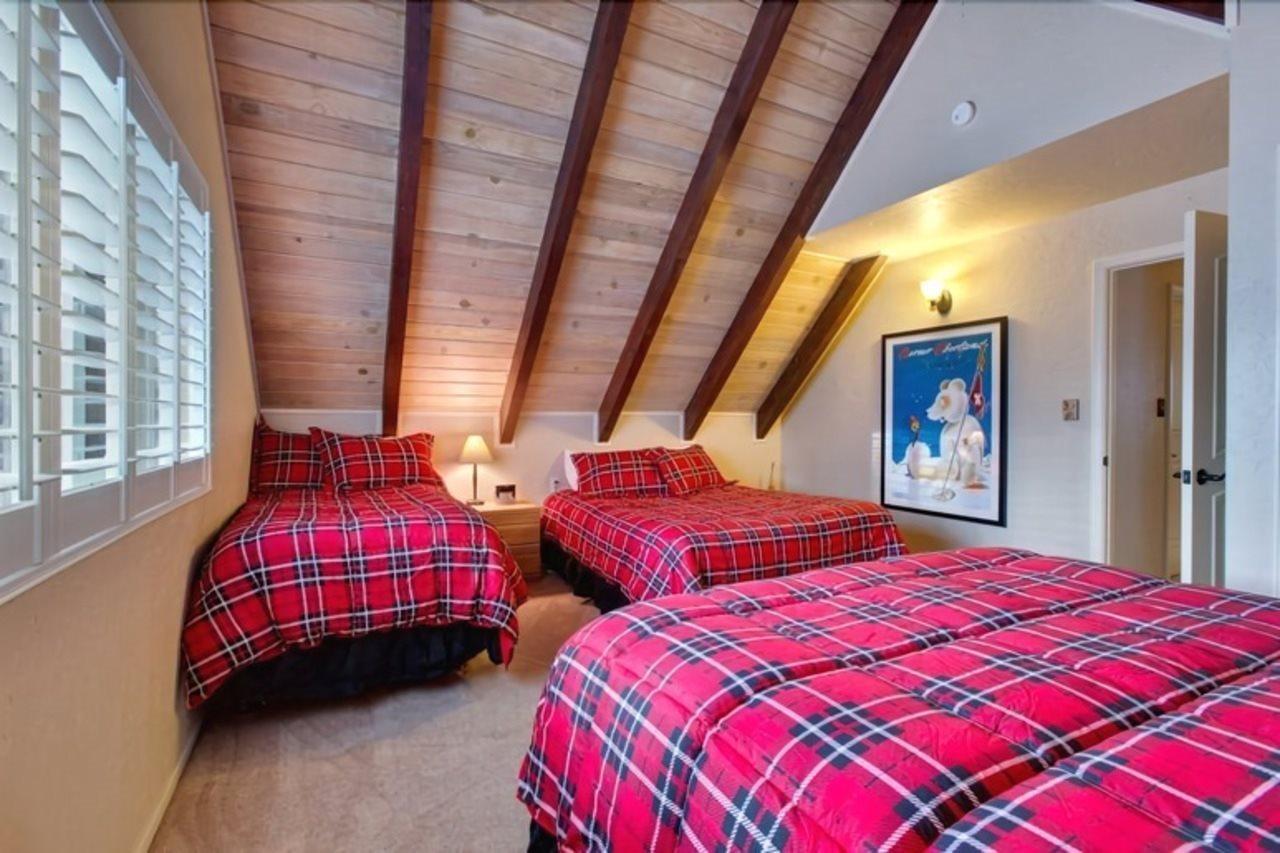 Holiday home 3710 Needle Peak Rd