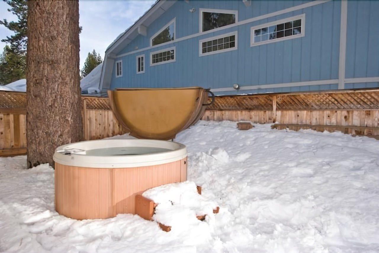 2853 Springwood Dr * South Lake Tahoe