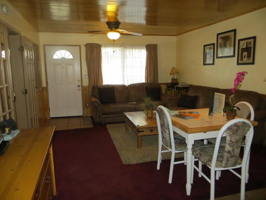 Americana Village Holiday home
