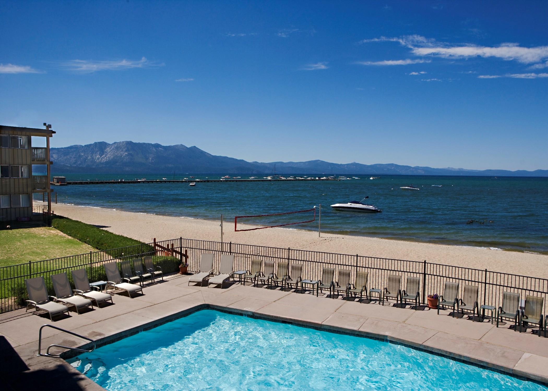 Lodge Tahoe Lakeshore & *