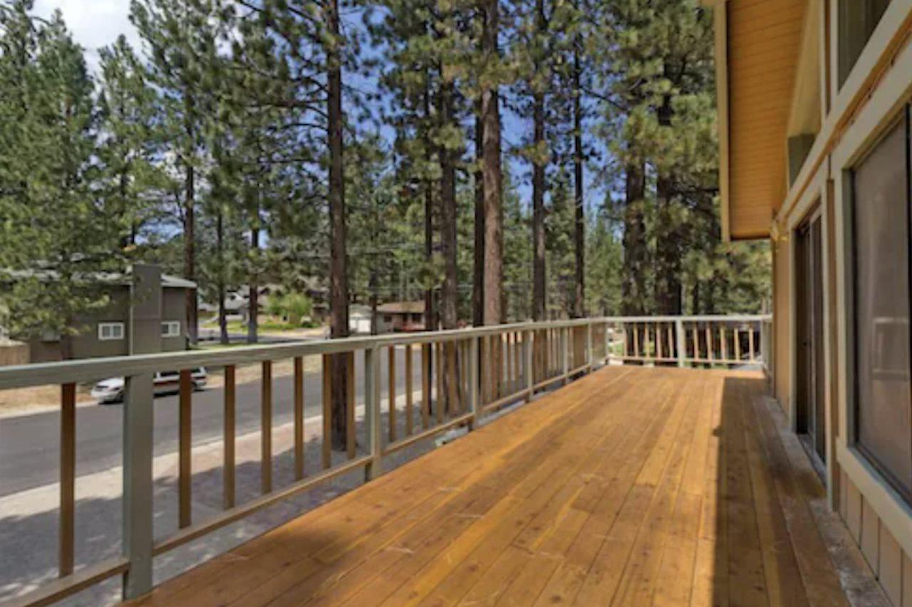 3042 Sierra Blvd. * South Lake Tahoe