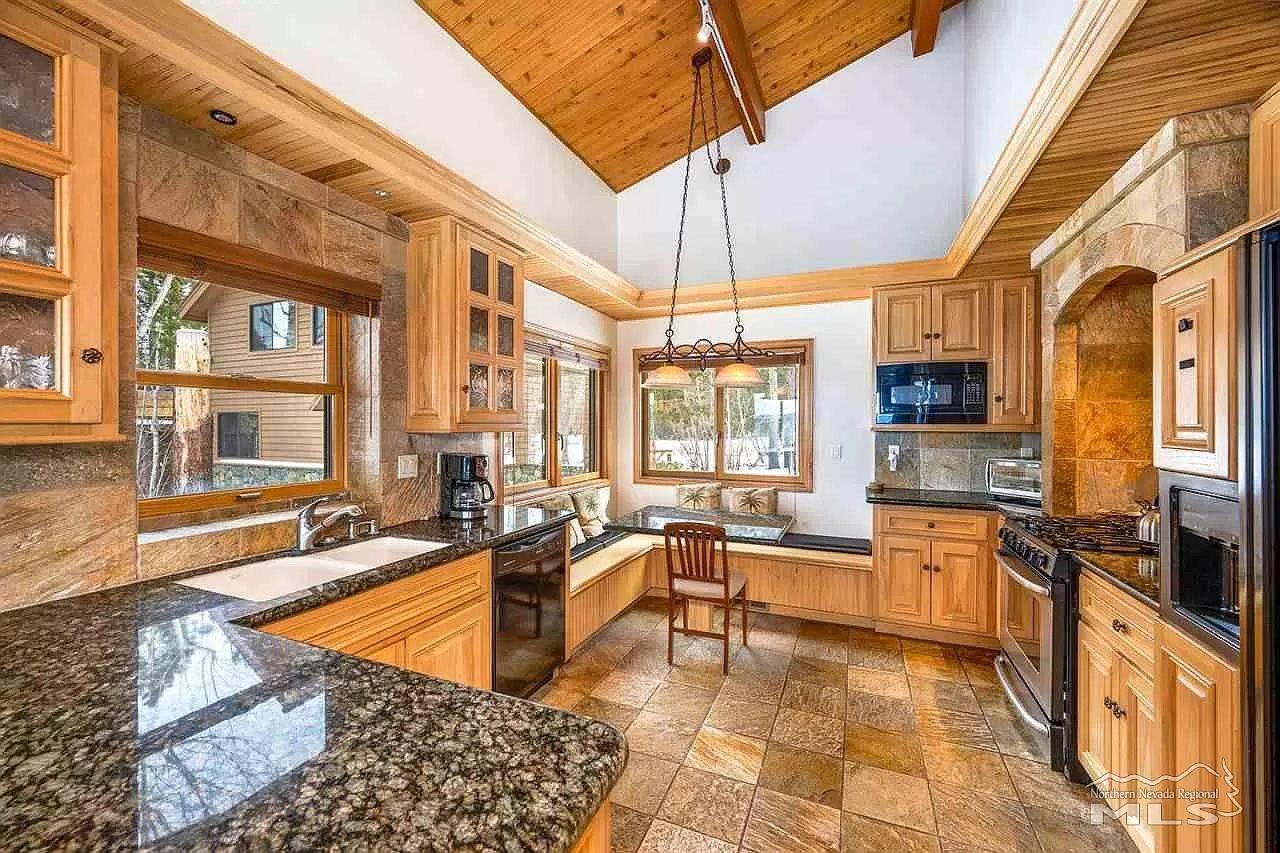 3819 Road * South Lake Tahoe