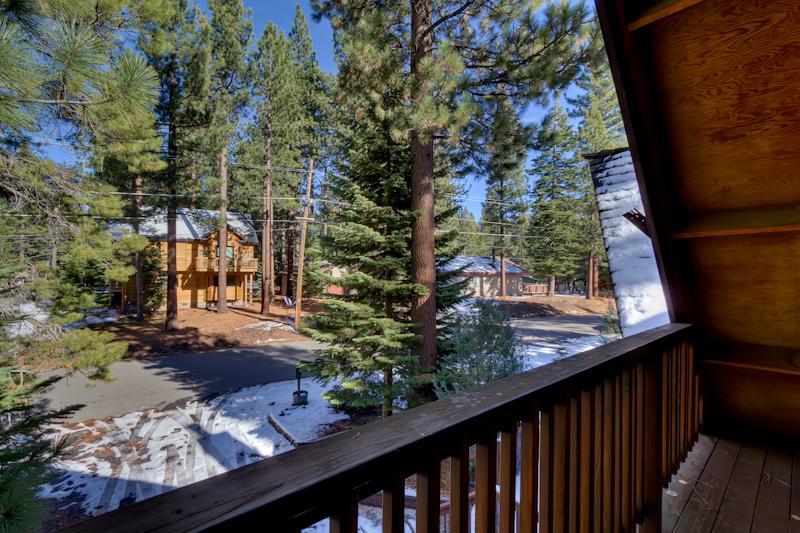 1113 Aravaipa St * South Lake Tahoe