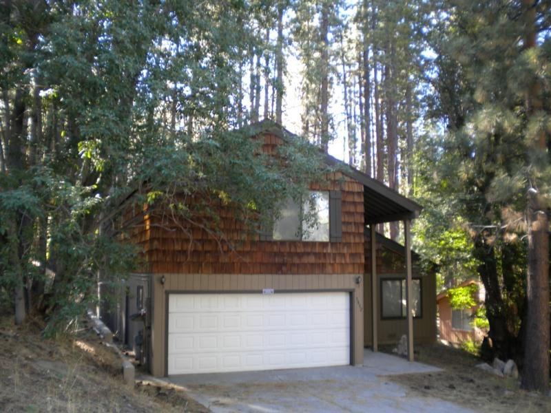 3832 Regina Rd. *