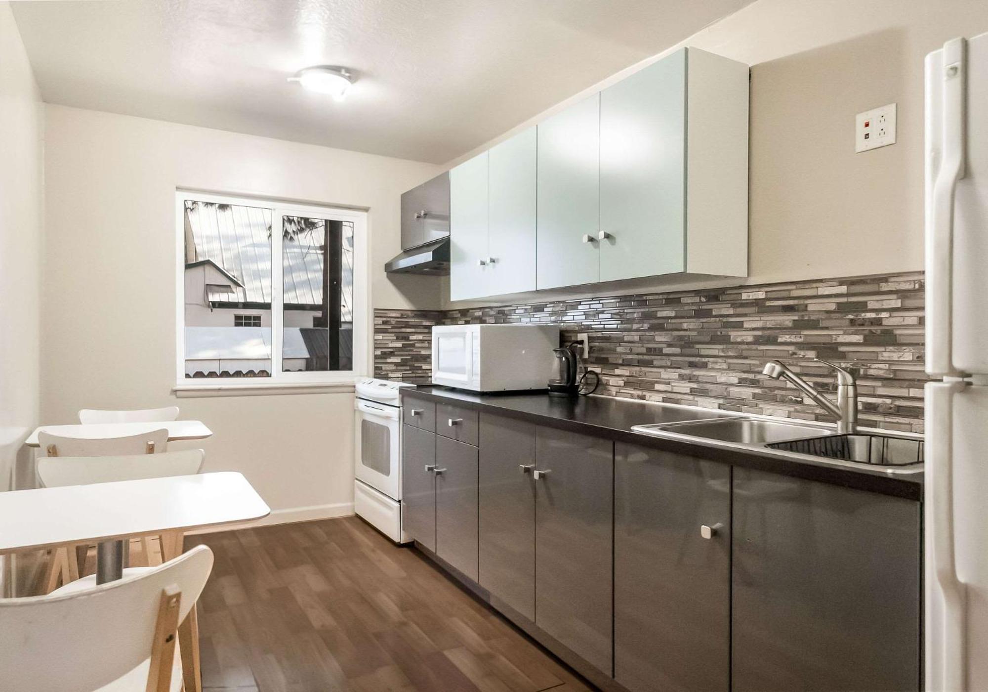 Quality South Tahoe Inn 2*