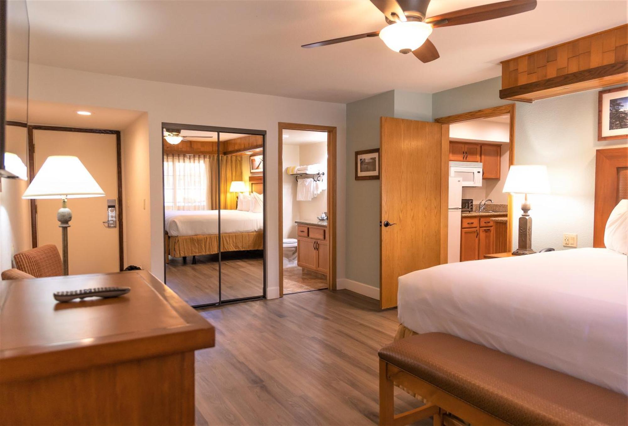 Lodge The Tahoe & Club Owners Association *