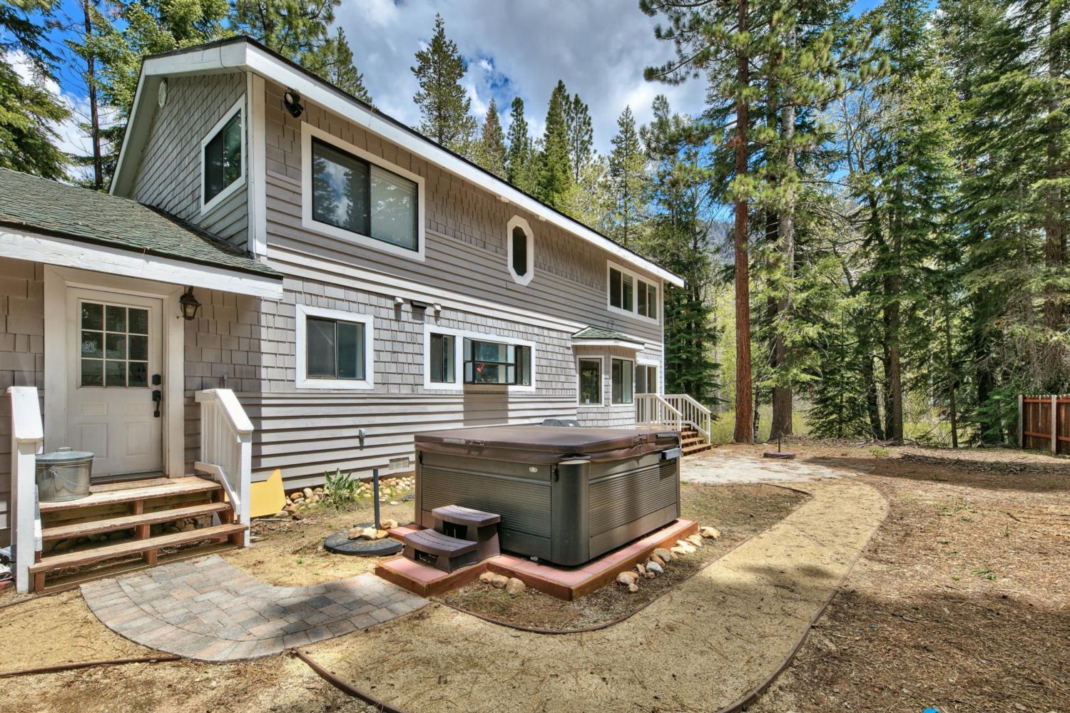 3685s River View Retreat *