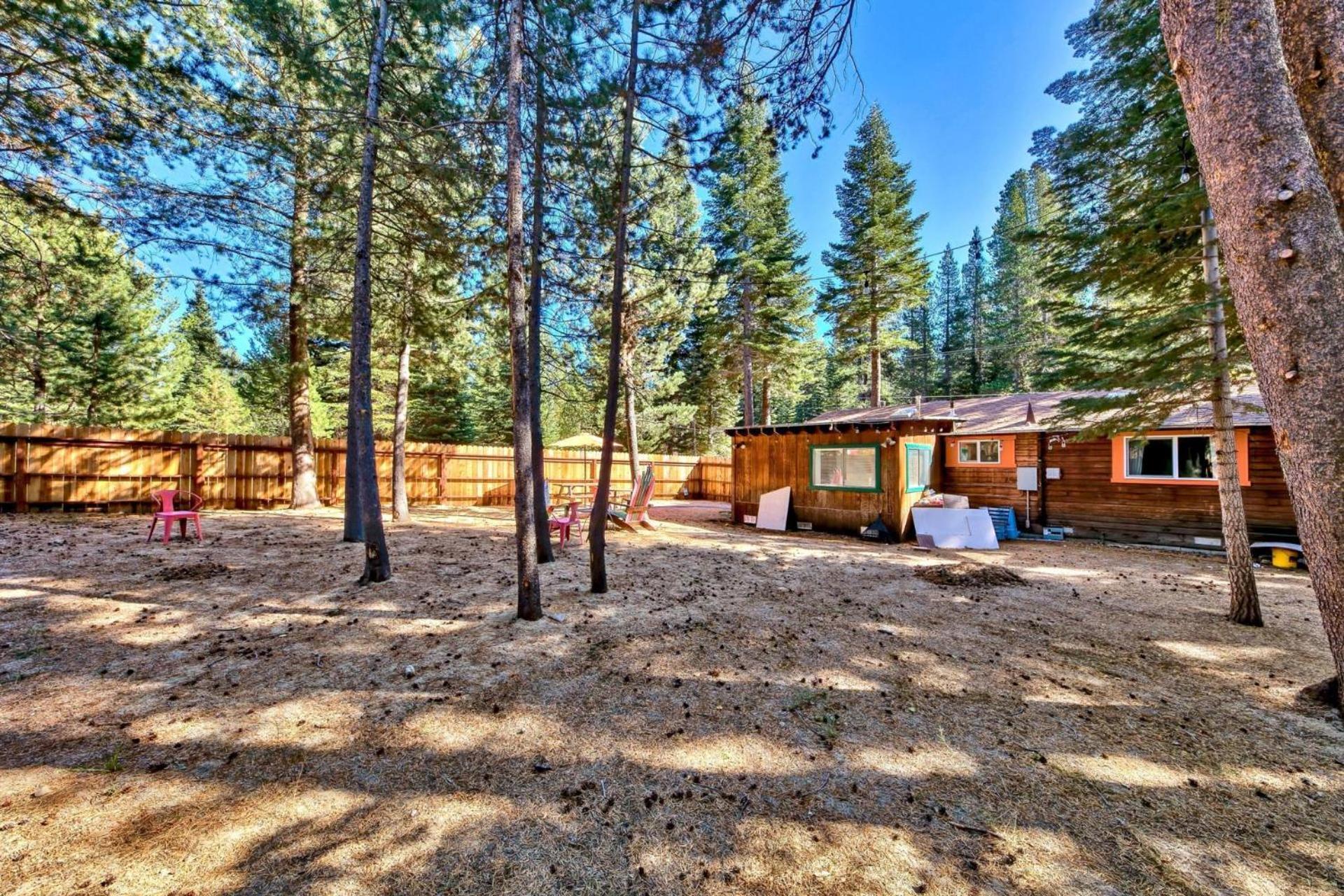 1577a The Tahoe Lazy Bear Holiday home