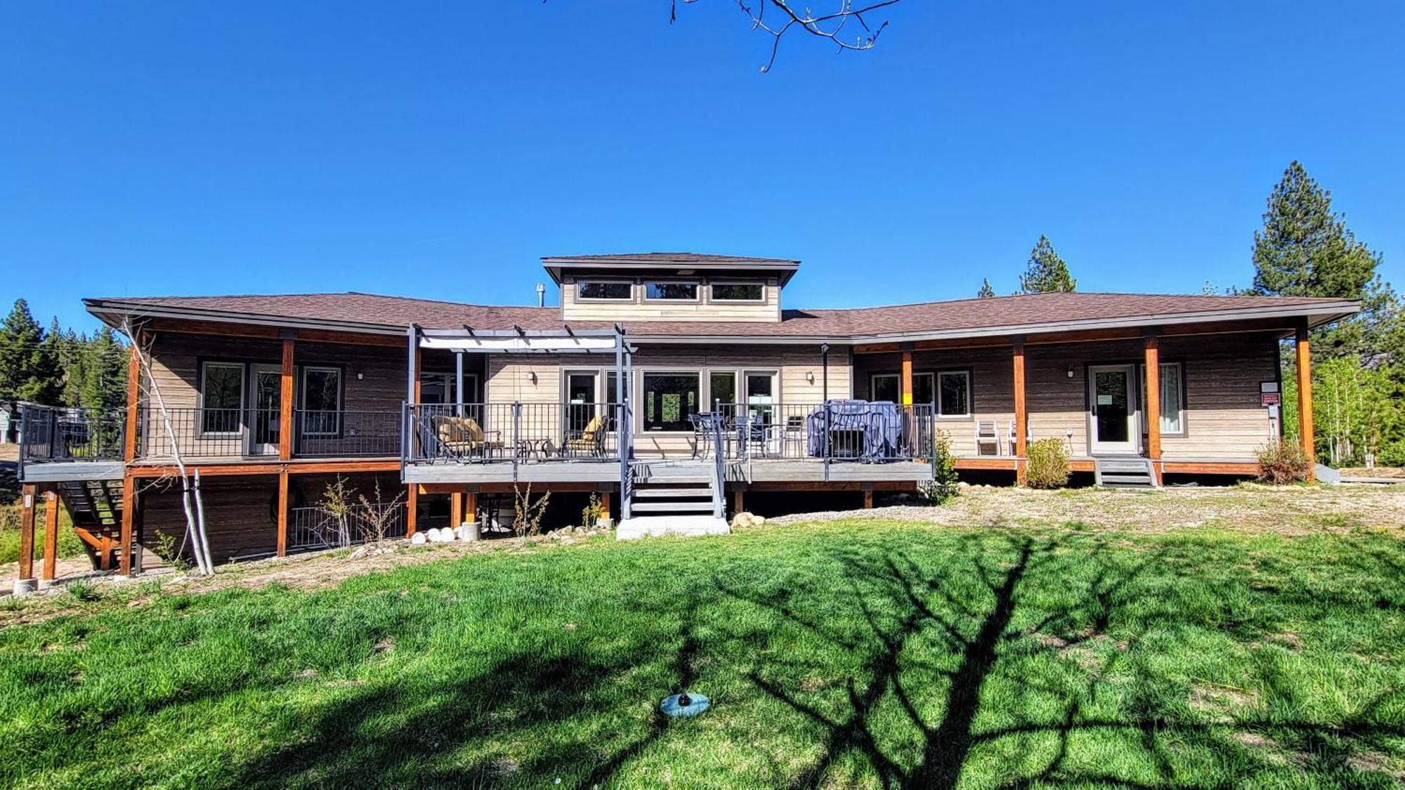 1044c Coyote Ridge *