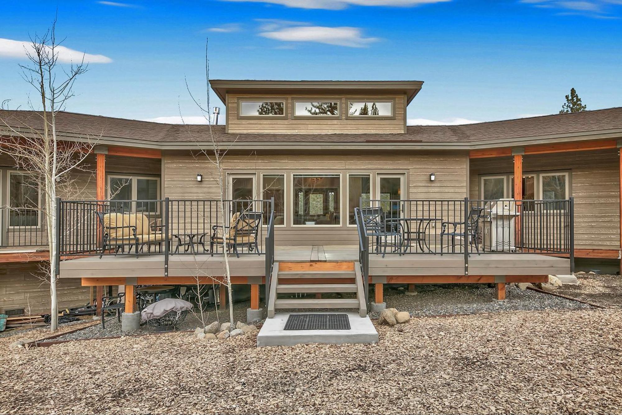 1044c Coyote Ridge