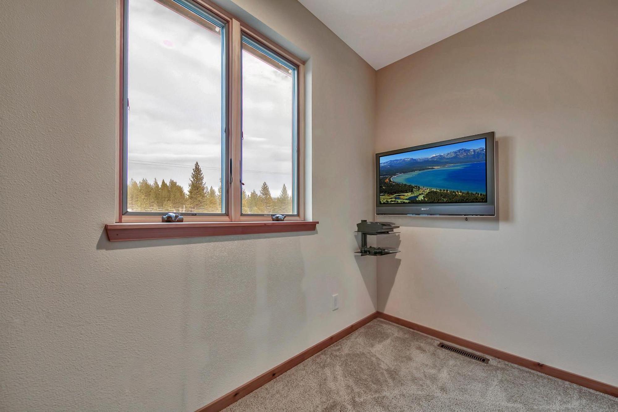 1044c Coyote Ridge * South Lake Tahoe