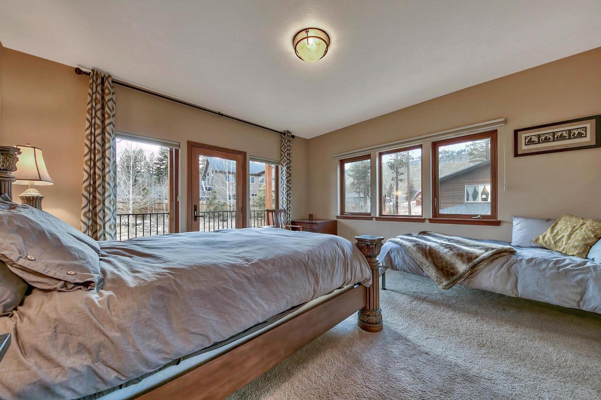 1044c Coyote Ridge * South Lake Tahoe