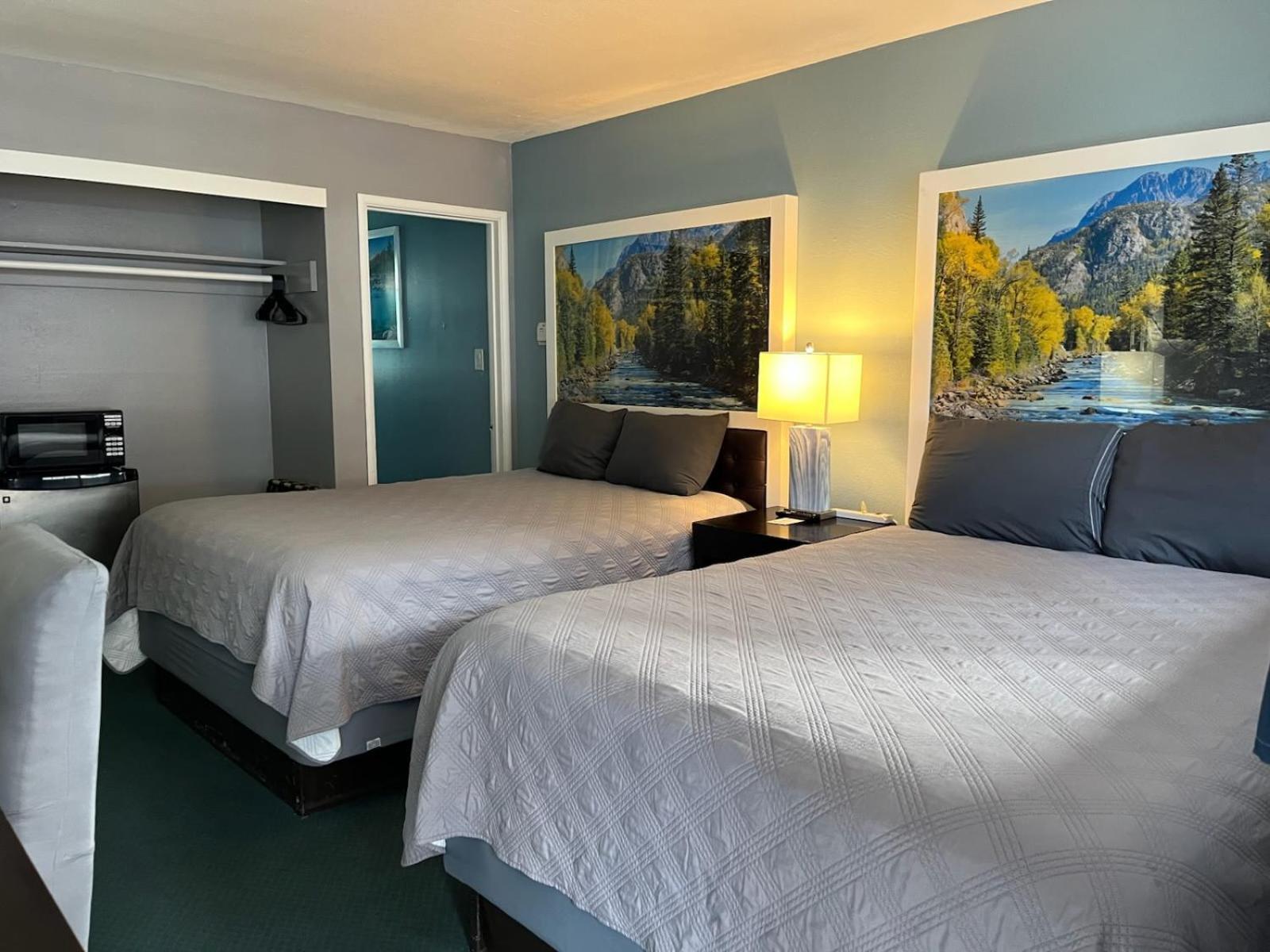 Motel Bluebird Day & South Lake Tahoe