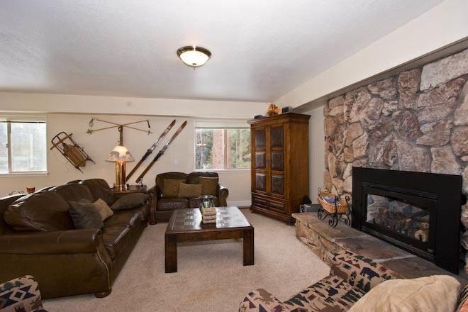 2853 Springwood Dr Holiday home *