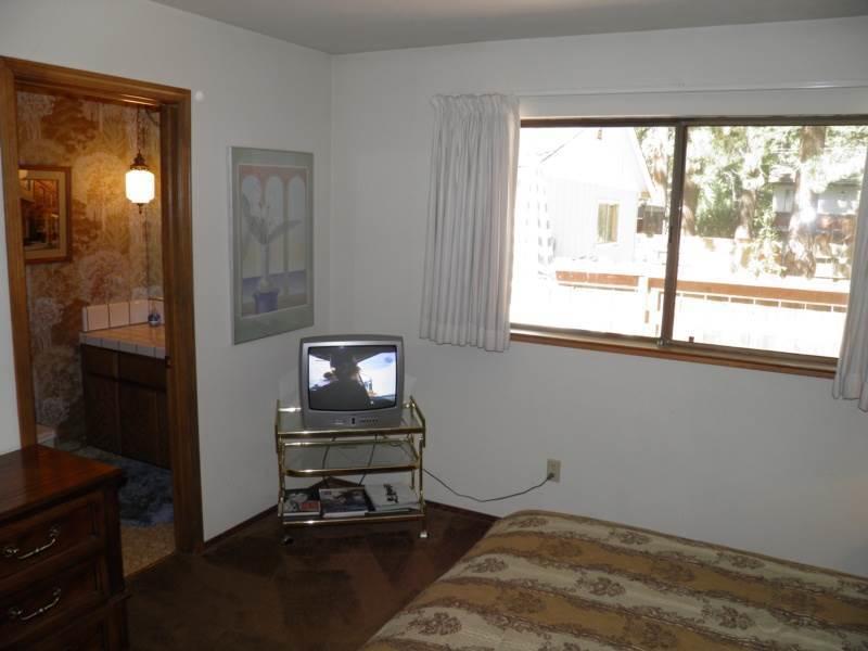 1421 Meadow Crest Drive South Lake Tahoe