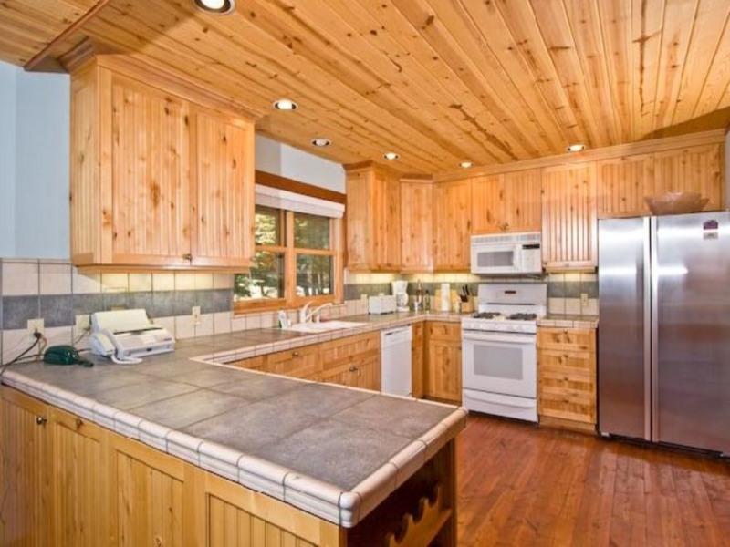 Holiday home 2201 Cascade Rd *