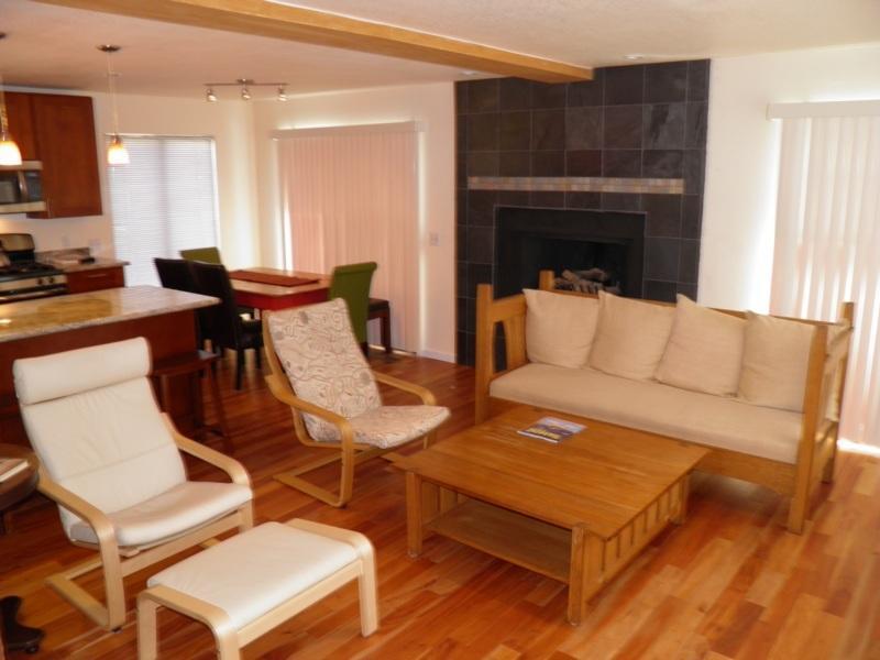 1858 Venice Dr. * South Lake Tahoe