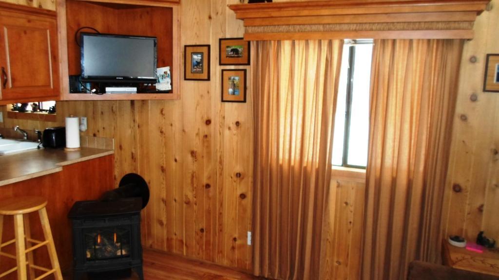 Cedar Pines Holiday park 3*