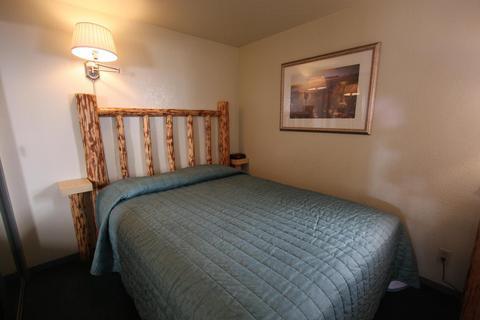 The At Tahoe Resort 2*