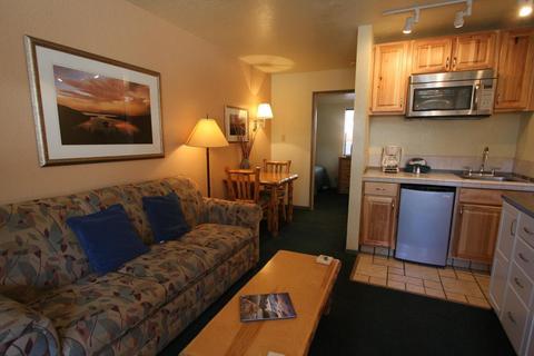 The At Tahoe