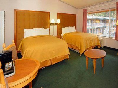 Hampton & South Tahoe Hotel