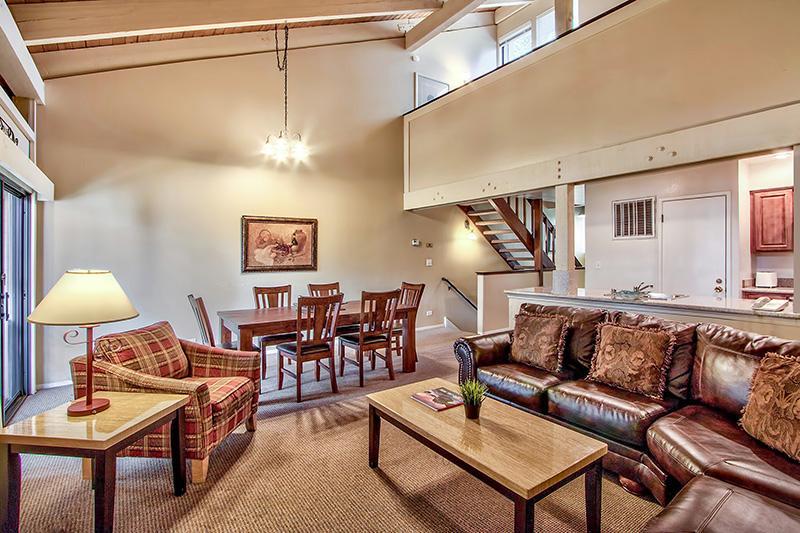 South Tahoe - Steps To & Close To Heavenly Holiday home