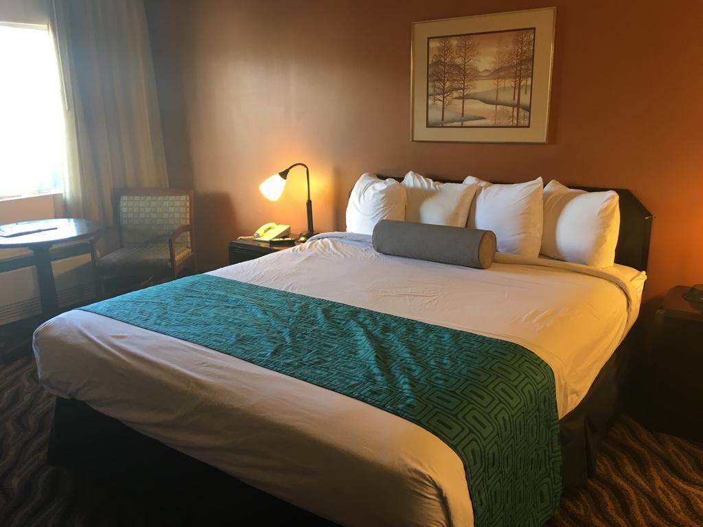 Howard Johnson By Wyndham South Tahoe Hotel South Lake Tahoe