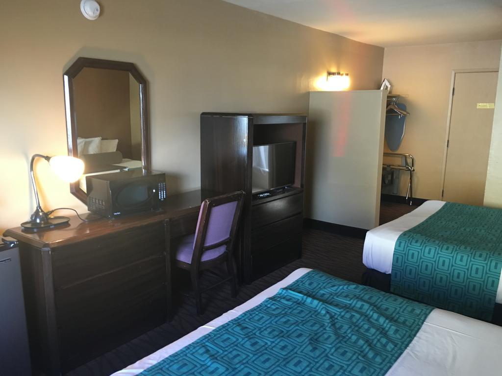 Howard Johnson By Wyndham South Tahoe Hotel South Lake Tahoe