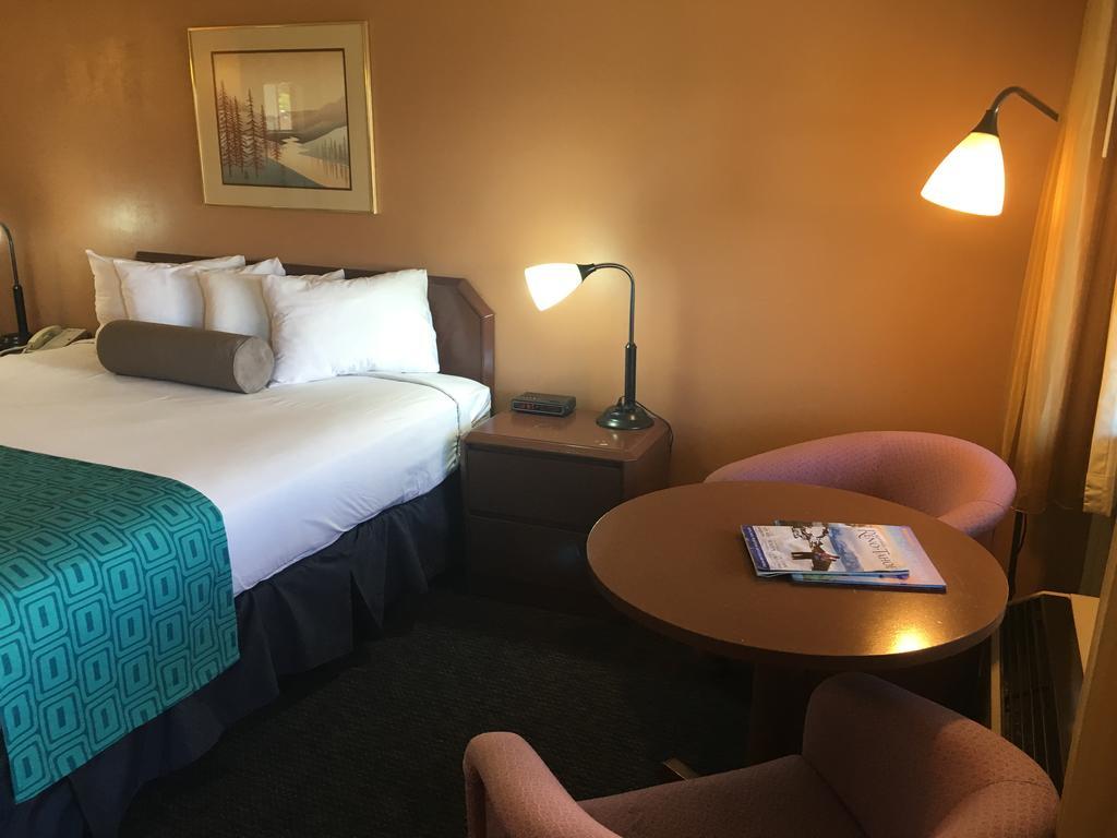 Howard Johnson By Wyndham South Tahoe 2*