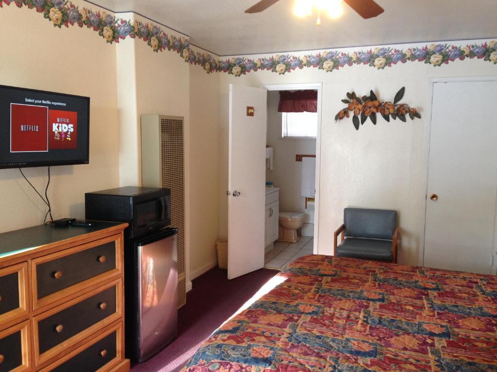 Travelers And South Tahoe Motel
