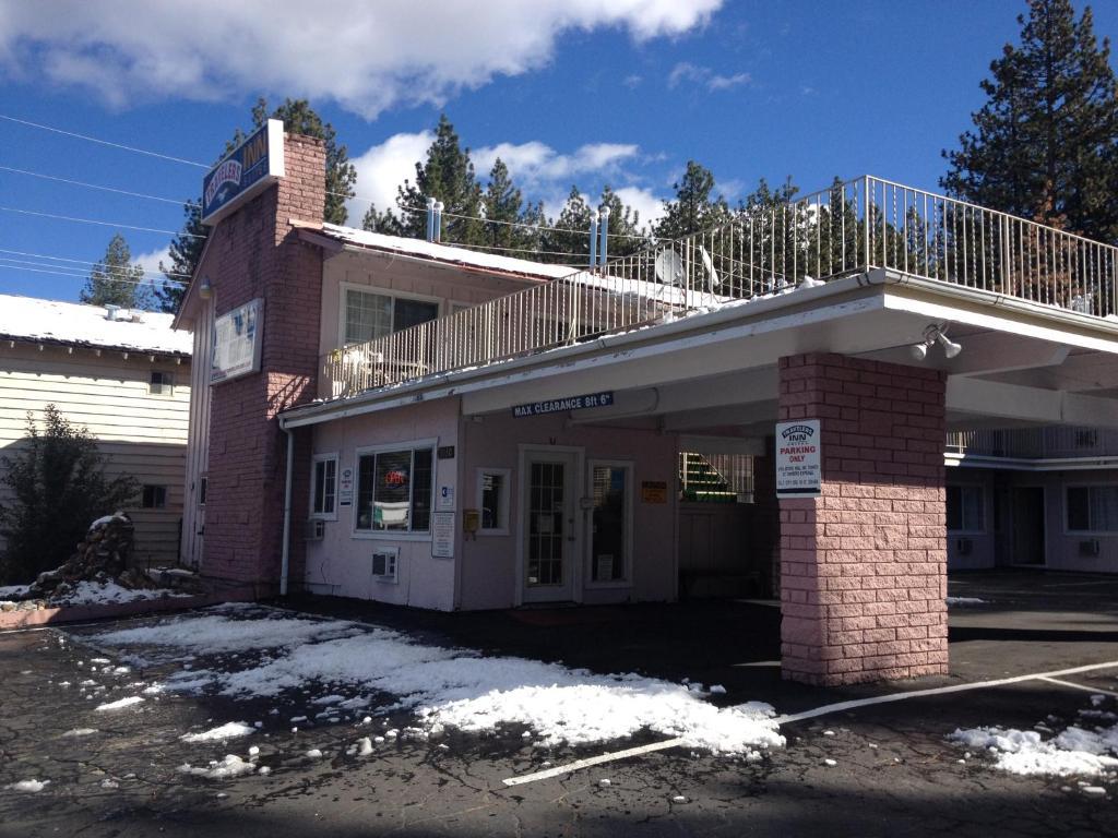 Motel Travelers And South Tahoe