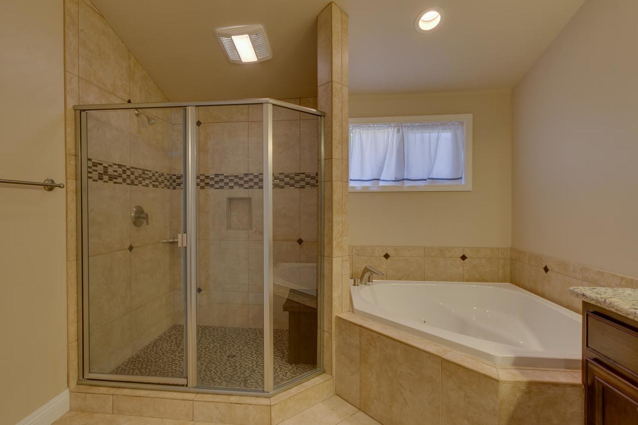 Tahoe Woods Oasis - Three Bedroom Holiday home South Lake Tahoe