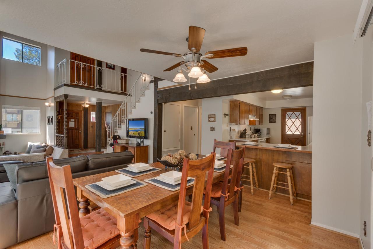 The Knotty Bear - Three Bedroom Holiday home South Lake Tahoe