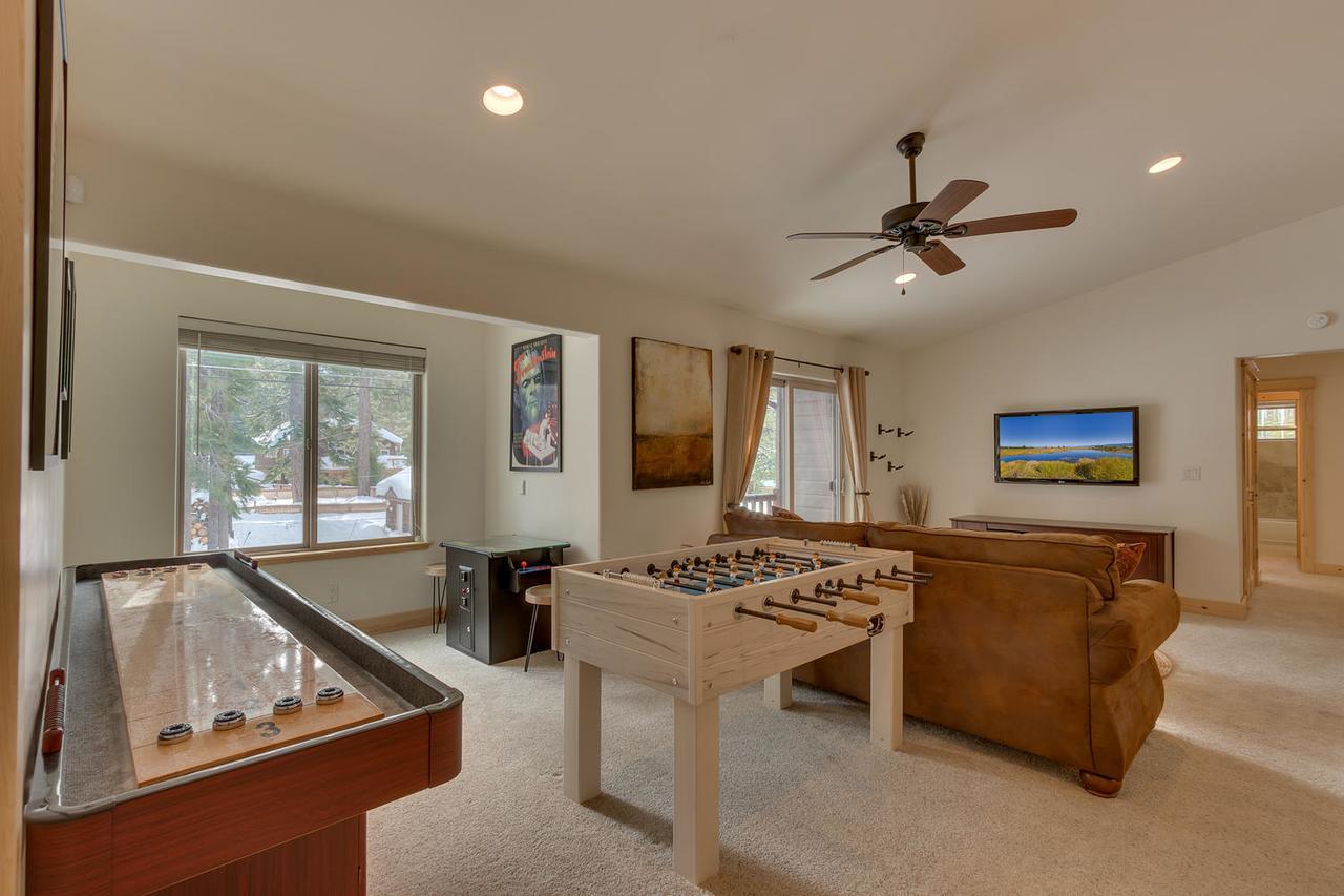 Siesta Harbor - Four Bedroom * South Lake Tahoe