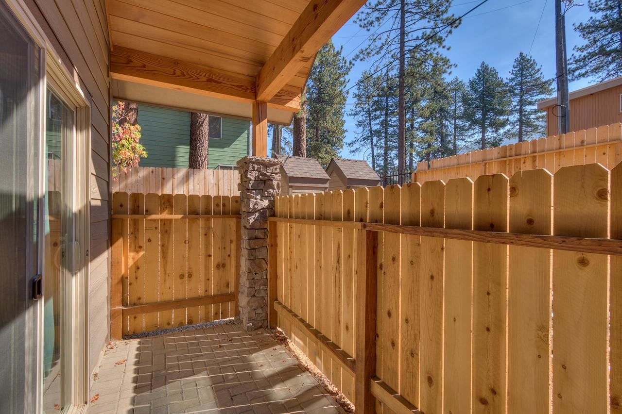 Tahoe Woods Escape - Three Bedroom *