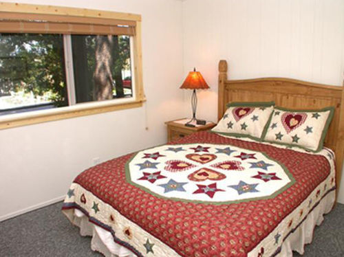 1247 Lester Street Holiday home *
