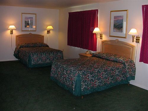 Hotel Lantern 2*