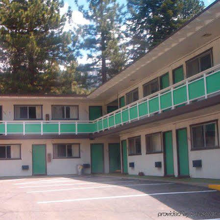Lodge Tea Garden