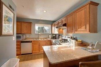 555 Tahoe Keys 6 Apartment *