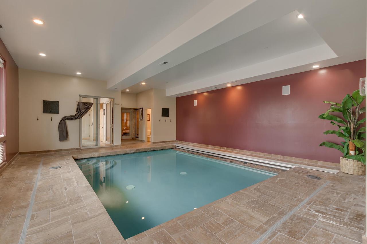 Evergreen Estate - Seven Bedroom * South Lake Tahoe