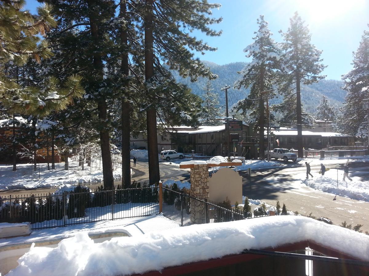 Lodge Gondola *