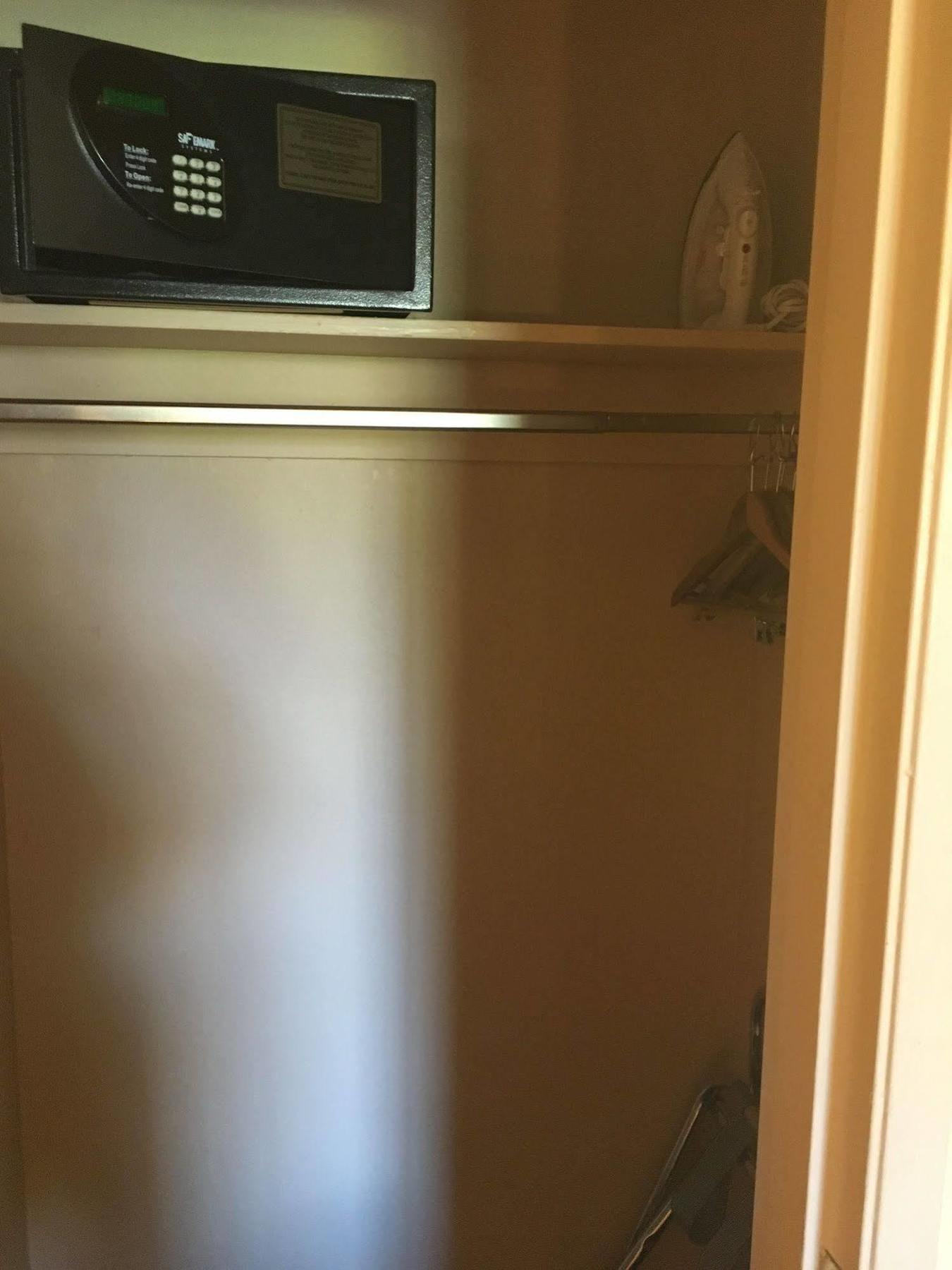Howard Johnson By Wyndham South Tahoe 2*