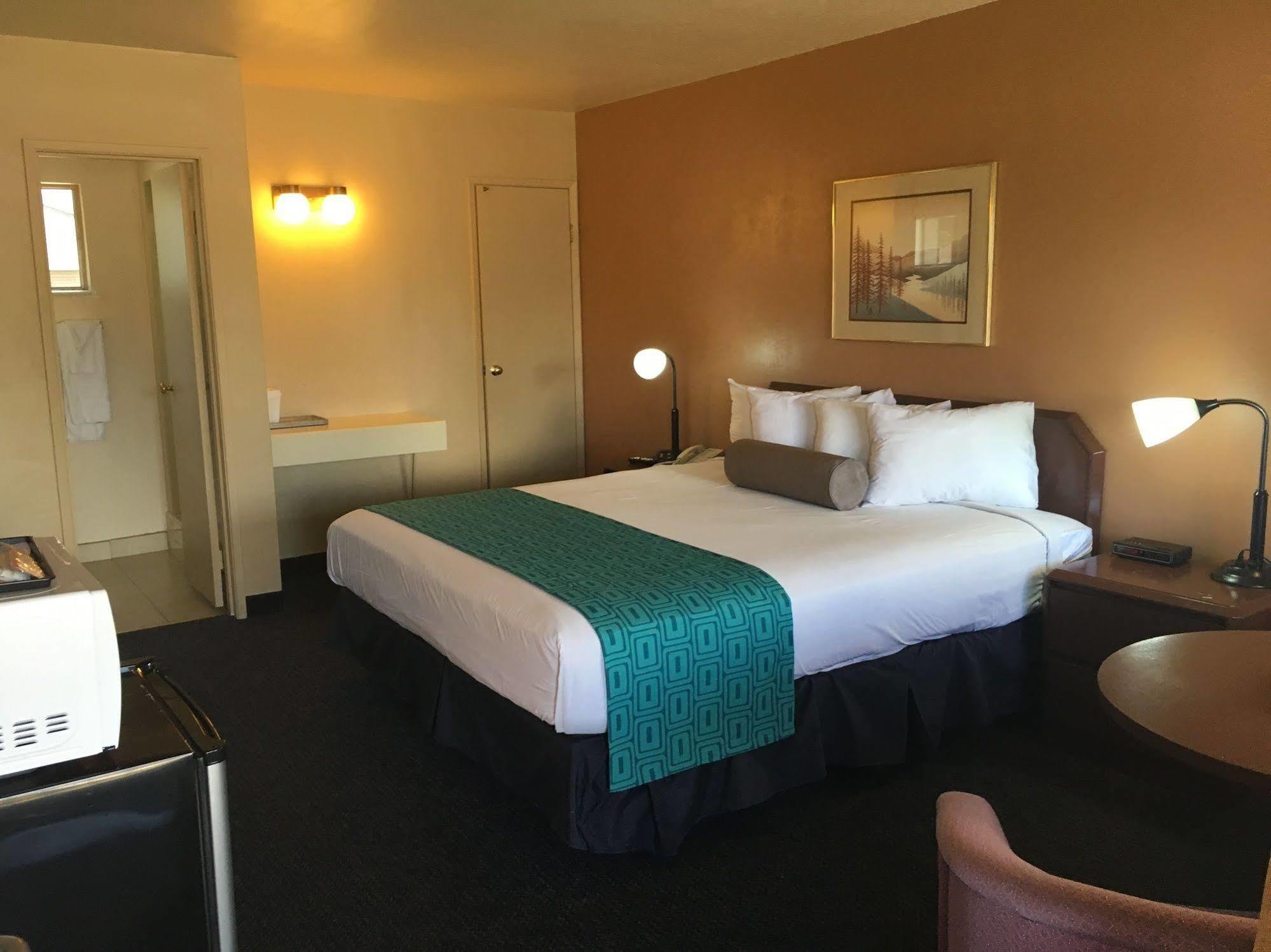 Howard Johnson By Wyndham South Tahoe