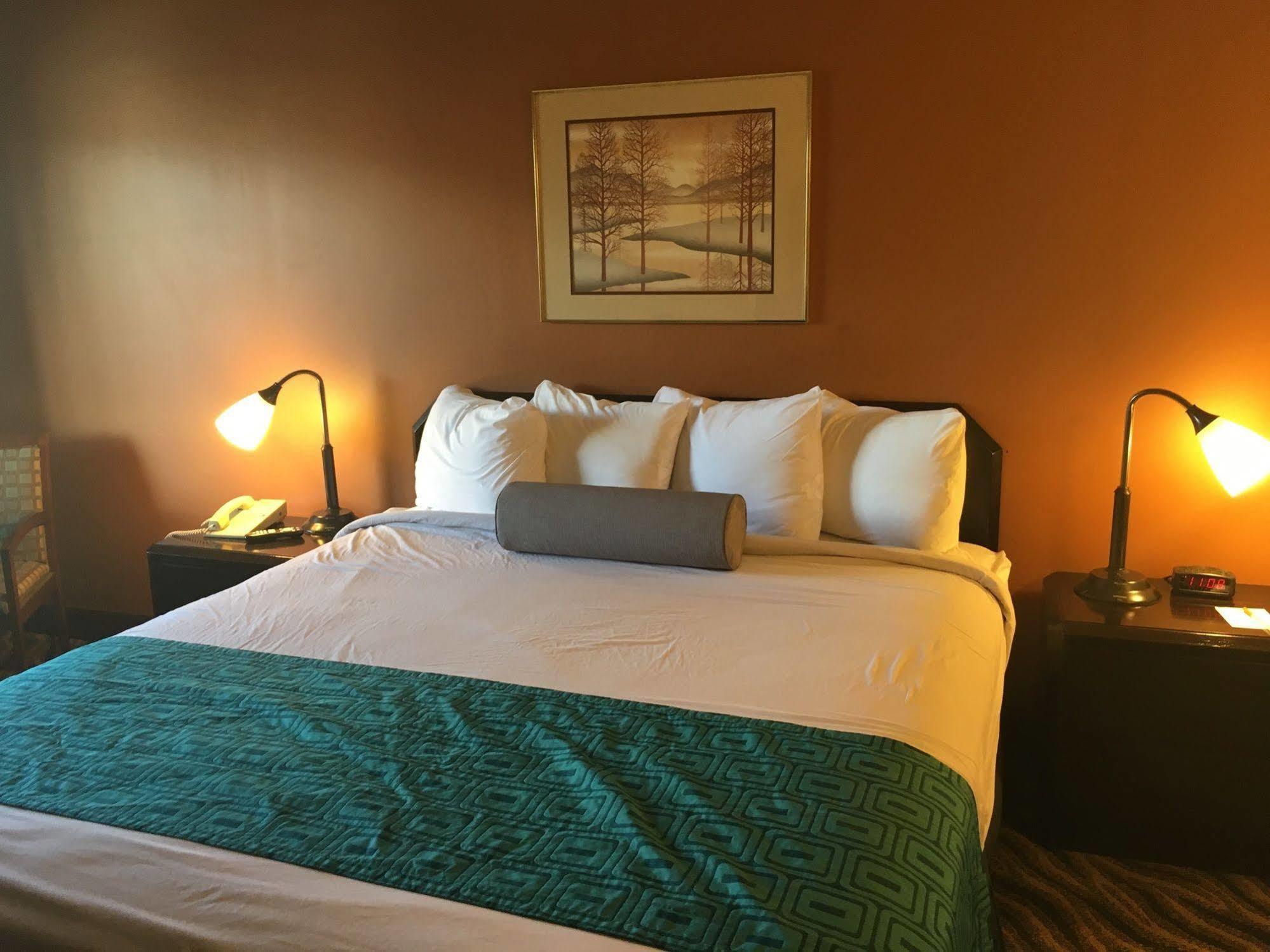 Hotel Howard Johnson By Wyndham South Tahoe South Lake Tahoe