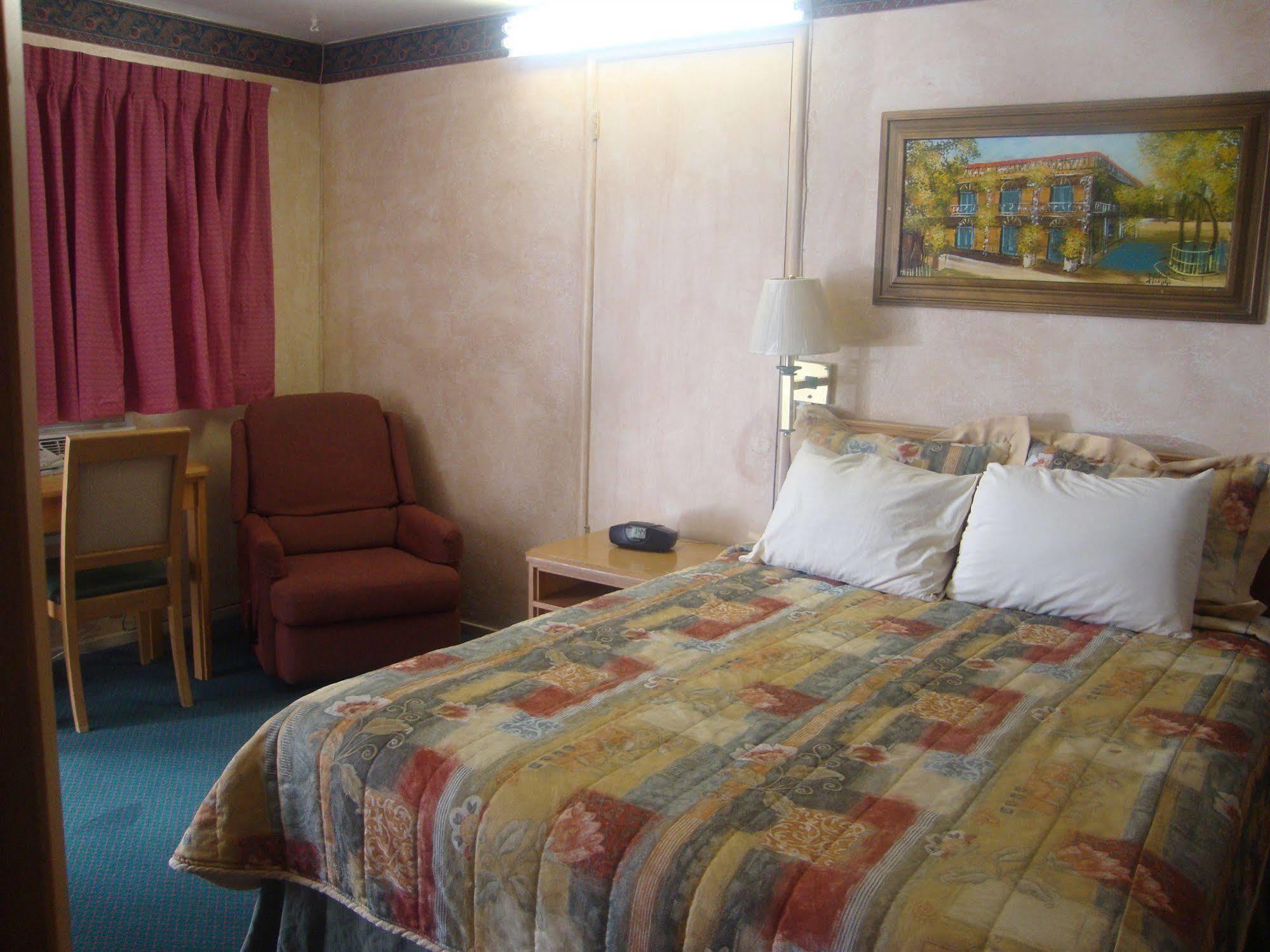 Motel Bluebird Day &
