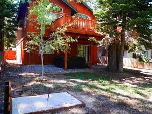 2058 Lukins Way * South Lake Tahoe