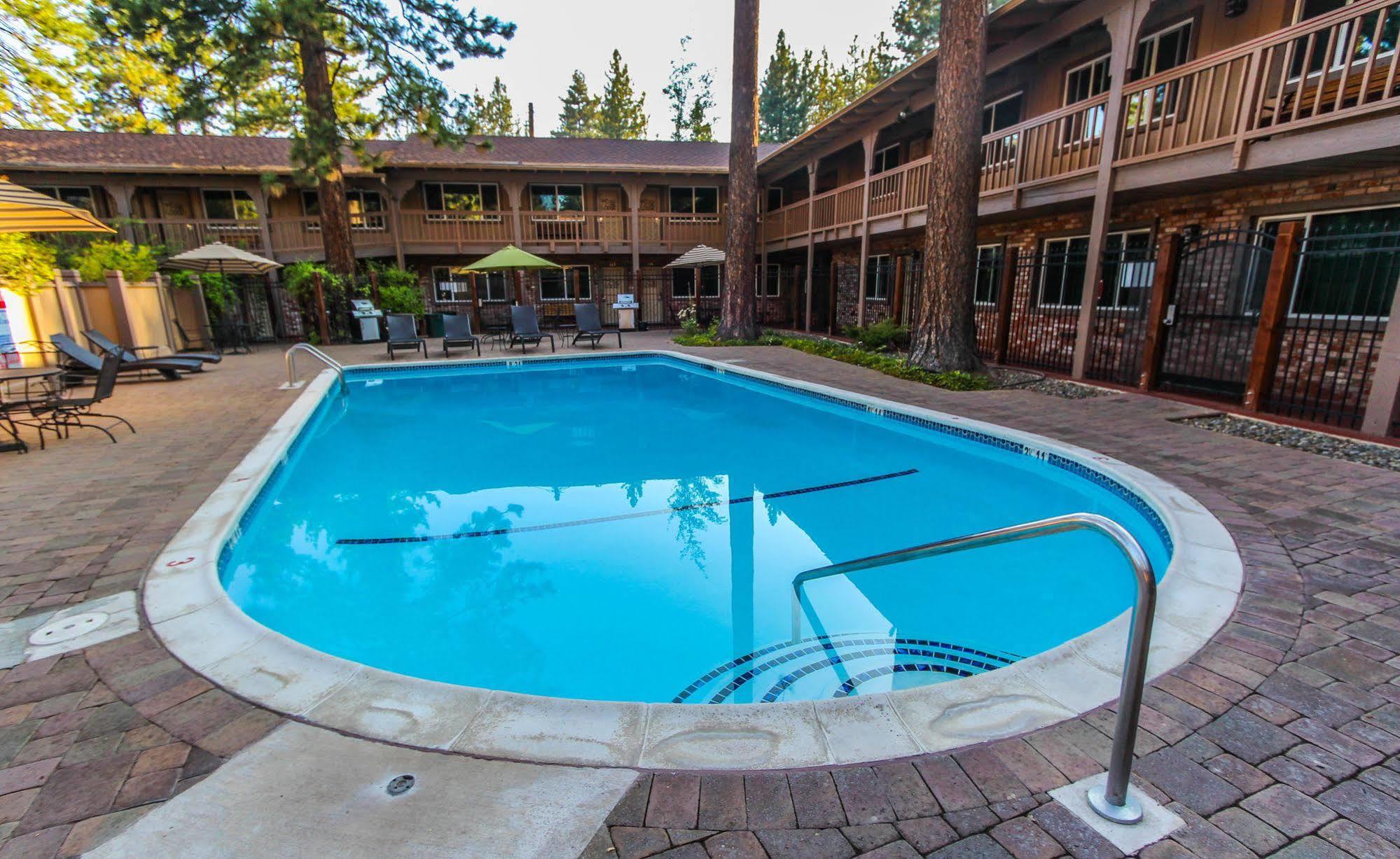 The At Tahoe 2*