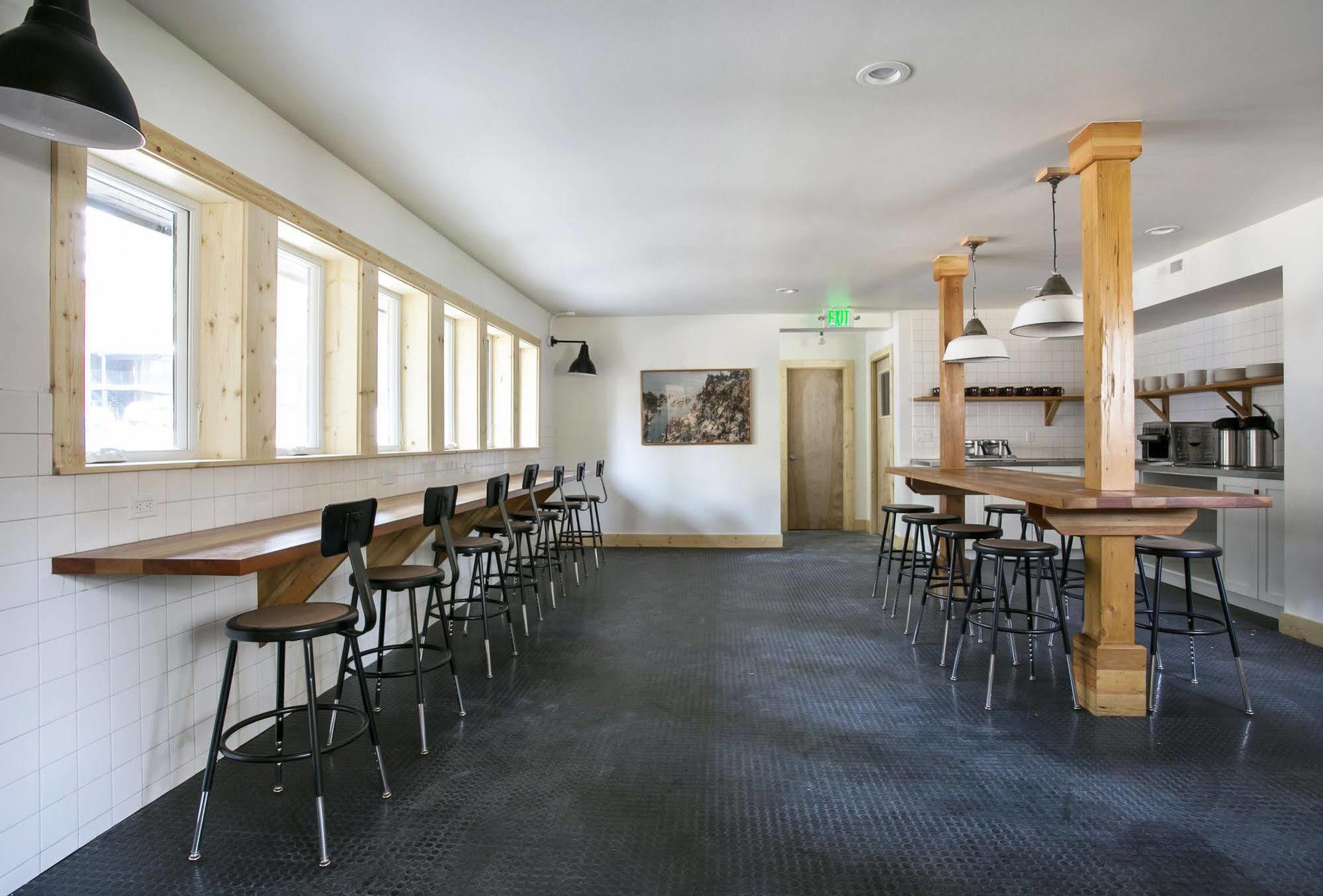 The Coachman Hotel
