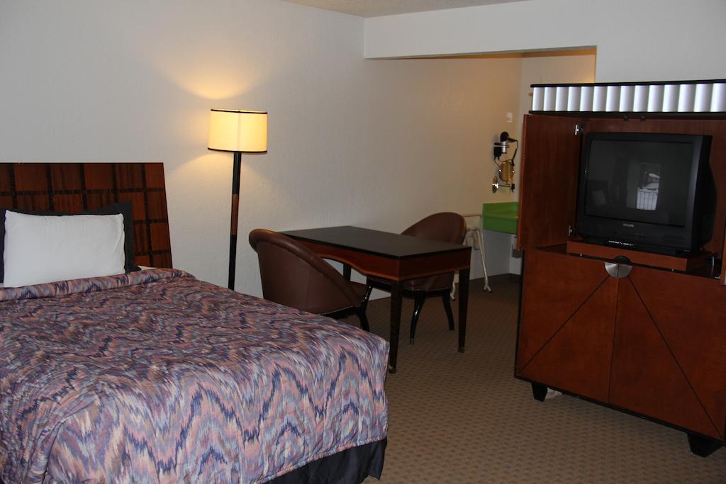 Tahoe North Hotel
